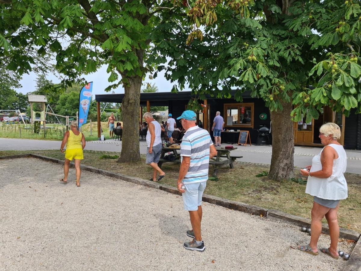 Chalet 511 Op Recreatiepark De Wielen Sint Maarten Ngoại thất bức ảnh